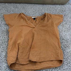 Mustard top size small